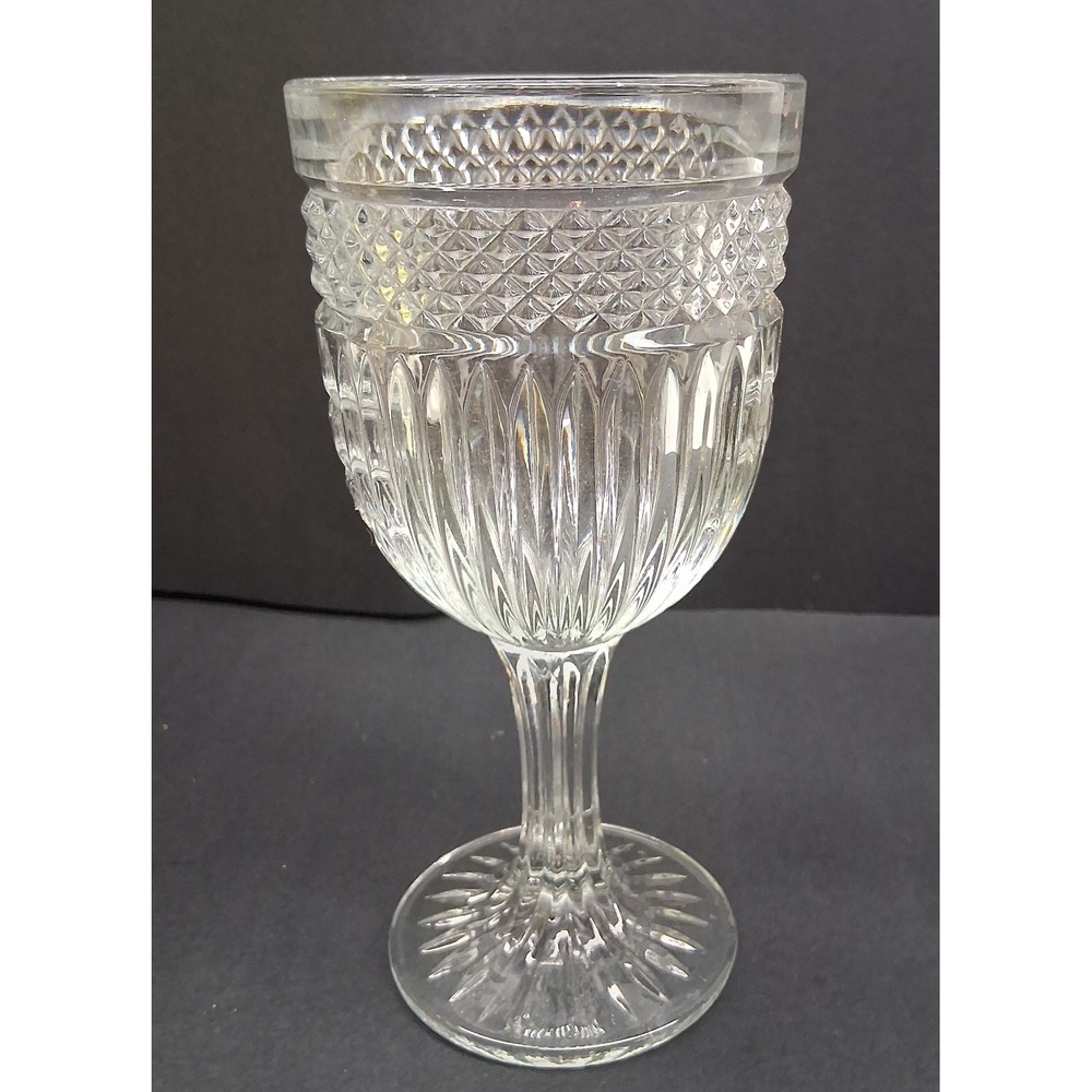 5 Vintage Libby Radiant 7.25" Water/Wine‎ Goblets Diamonds  & Vertical Lines - Picture 2 of 6